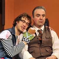 Ray a Michael Coony: Tři bratři v nesnázích
