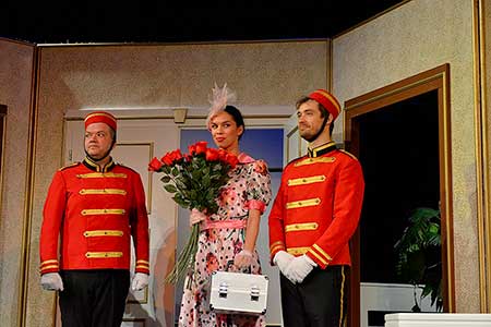 Martin Sobotka,  Radka Pavlovčinová a Filip Tomsa v komedii Hvězdné manýry, foto: Pavel Průcha