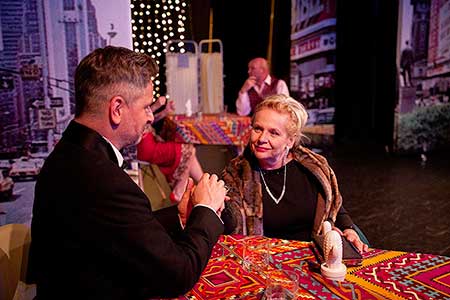 Juraj Bernáth, Olga "Háta" Želenská v komedii Kaktusový květ, foto: Jarmila Vlčková