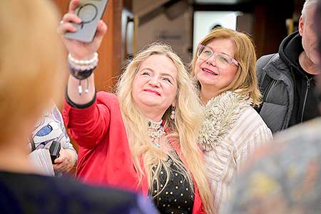 Ivana Andrlová, autogramiáda po představení Kaktusový květ, foto: Pavel Kohout