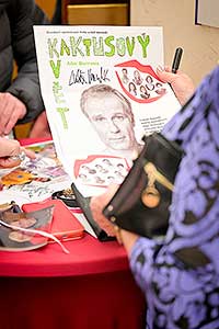 Autogramiáda po představení Kaktusový květ, foto: Pavel Kohout