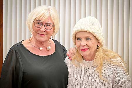 Olga "Háta" Želenská, autogramiáda po představení Kaktusový květ, foto: Pavel Kohout